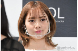 “仮面ライダーヒロイン”奥仲麻琴、初めての母の日に親子ショット公開「なんて美しいママ」「癒される」と反響