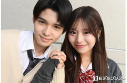 「今日好き」しゅんゆまカップル、リンクコーデで映画デートへ 密着腕組みショット公開「ラブラブすぎる」「キュンキュンが止まらない」