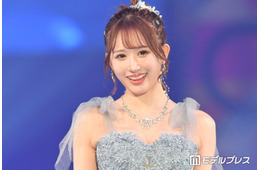 「シャッフルアイランド」伊藤桃々、美人母との2ショット披露「雰囲気そっくり」「遺伝子最強」と話題