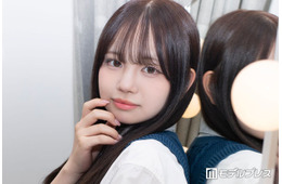「今日好き」天宮芽唯、座った姿でスラリ美脚披露「膝上も膝下も長すぎ」「スタイル良い」の声