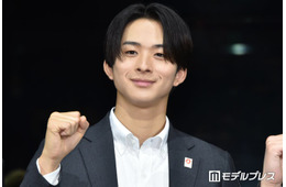 FANTASTICS澤本夏輝、甥っ子とディズニーへ「激甘で可愛い」「後ろ姿そっくり」の声