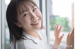 あやなん、“金髪”加工ショットに反響「似合ってる」「ギャル感可愛い」
