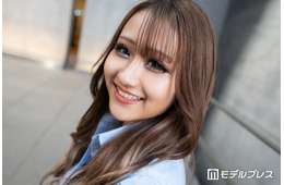 「今日好き」出身ギャル、美デコルテ＆美脚際立つオフショルトップスに熱視線「センス神」「抜群のスタイル」