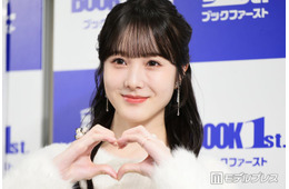 本田紗来、スラリ美脚際立つミニドレス姿「大人っぽい」「立ち振る舞いがモデル」と反響