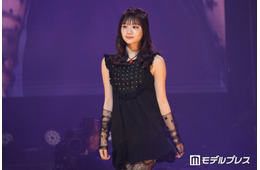 「今日好き」代田萌花（もか）、ミニ丈ワンピ×レースタイツで美脚スラリ「スタイル抜群」「いつもと雰囲気違う」と反響【学生ランウェイ名古屋】