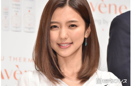 真野恵里菜、インナーカラーで印象ガラリ新ヘアに絶賛の声「大人っぽくて素敵」「上品ですね」