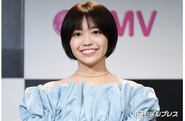 大原優乃、美ウエスト際立つへそ出しキャミ姿に熱視線「可愛すぎます」「スタイル抜群」
