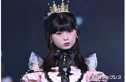 「今日好き」おひなさま（長浜広奈）、美脚際立つフリルドレス姿に熱視線「アニメから出てきたみたい」「天才的に似合ってる」【オキコレ2026】