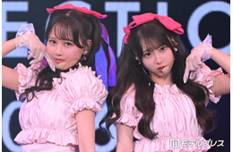 PiKi、フリル揺れるピンク衣装で観客虜に 新曲パフォーマンスで幻想的な空間演出【オキコレ2026】