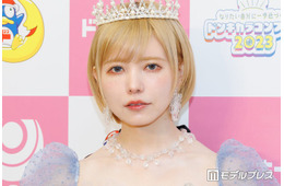益若つばさ、辻希美のサプライズバースデーパーティー公開 豪華料理に「ケーキでかくてデザインもすごい」「見たことないものばかり」の声