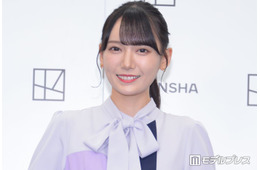 ≠ME鈴木瞳美、美デコルテのぞくオフショル姿に熱視線「色白で透き通るような美肌」「ビジュ最強」