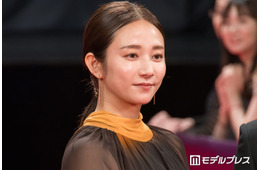 2児の母・木村文乃、ヒラメの蒸し焼きなど子どもへの料理披露「和食良いですね」「食べやすそう」