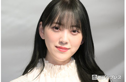 堀未央奈、母との密着ショット披露に反響「素敵」「お母様への愛が伝わってくる」