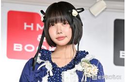 あの、フリルのミニスカからほっそり美脚スラリ「完璧スタイル」「脚長すぎる」と絶賛の声