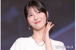 浜辺美波、7年越し2度目の「ジュエリーベストドレッサー賞」下半期の目標は「まずは大河ドラマを全うして」【第37回 日本ジュエリーベストドレッサー賞】