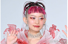 水曜日のカンパネラ・詩羽、メイク動画ですっぴん公開「お肌ツルツルで憧れる」「ギャップが半端ない」と絶賛の声