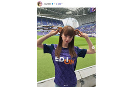 広島カープ小園海斗選手の妻・渡辺リサ、夏休み満喫する子供たちの姿公開「大きくなってる」「気持ちよさそう」