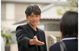 【GTO 第2話あらすじ】鬼塚、生徒から次々と低評価 早くも解雇の危機