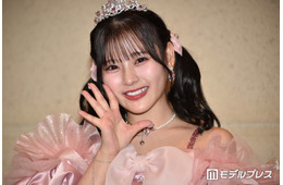 齊藤なぎさ、ほっそり二の腕際立つノースリショットに絶賛の声「デコ出し大人っぽくて新鮮」「言葉失う麗しさ」