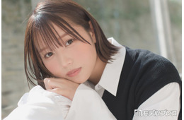 元ばんばんざい流那、ミニスカから美太もものぞく自撮り公開「肌めっちゃ綺麗」「美脚すぎる」と反響