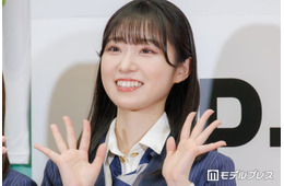AKB48メンバー、美肌輝くノースリーブトップス姿披露「爽やかで素敵」「肌綺麗すぎる」と絶賛の声