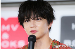 FANTASTICS佐藤大樹、台湾土産を贈った先輩明かす「毛筆がすごく得意な方」【In Motion】