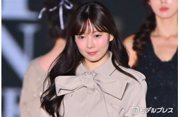 渡辺美優紀、秋っぽミニ丈ワンピ×ニーハイブーツで美脚スラリ「悶絶級の可愛さ」「真似したい」と反響【関コレ2026A/W】
