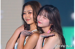 「日プ女子」秋山愛＆Root mimi黒嵜菜々子、水着姿でランウェイ降臨「スタイル良すぎ」「最強コンビ」と反響続々【関コレ2026A/W】