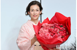 鈴木保奈美、還暦迎えた心境明かす ナポリ旅行の写真が1枚もない理由「ちょっと後悔している」