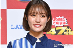 王林、透ける紫タイツ×ミニボトムで圧巻美脚披露「異次元のスタイル」「脚長すぎてびっくり」と絶賛の声