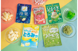 あなたの推しグミは？“しゃりしゃり”“じゅわっ”新感覚グミがファミマに集結 冷やしパインなど全5種
