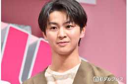 ドラマ「修仲」で話題・藤本洸大、金髪に大胆イメチェン「カッコよすぎて心臓もたない」「反則レベルで刺さる」とファン悶絶