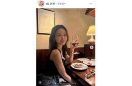 加治ひとみ、圧巻美ボディ際立つビキニ姿に熱視線「絵になる」「神スタイル」