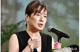 LA在住の桃井かおり、大きな貝焼き＆豪華のり弁ステーキ弁当公開「お肉がぎっしり」「器が素敵」と反響