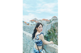 堀未央奈、6年ぶりの写真集「深紅の余韻」にタイトル決定 表紙解禁