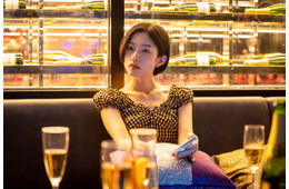 河合優実、石原さとみ主演「ポリティカルパン」でフジ系連ドラ初登場“夜遊び繰り返す”元総理大臣の娘役