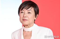 LA在住の桃井かおり「出かけられない日のごはん」本格的ハンバーグの食卓公開「口直しまで完璧」「鉄板まで持ってるのすごい」の声