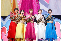 M!LK“9000人来場”有明アリーナで大規模リリイベ 話題の新曲初披露・年末に向けた目標も【LOVE ENG!NE】