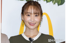 菅井友香、前髪だけ金髪の斬新ヘアスタイル披露「似合ってる」「雰囲気全然違う」と反響