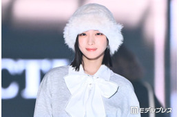 日向坂46大野愛実「TGC」初登場 ファー帽子×フリルがお似合い【TGC2026A/W】