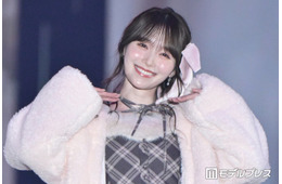 櫻坂46守屋麗奈、大ぶりリボンで甘さ全開 ミニワンピ×ファーアウター姿に「スタイル抜群」「天使すぎる」と反響【ガルアワ2026A/W】