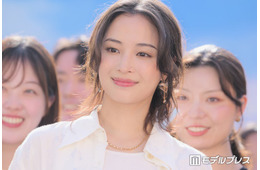 広瀬すず「異性の友情はあり得る」人生・恋愛相談に回答【汝、星のごとく】