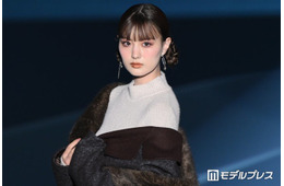 Netflix「ダウンタイム」で話題・鶴嶋乃愛、お団子ツインテールが可愛い ニーハイブーツの秋冬コーデ【TGC北九州2026】