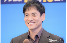 沢村一樹、不仲説広め共演者からツッコミ「ガチにするのやめて」眞島秀和が絶賛する沢村の人柄とは【ボーダーズ】