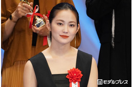 人気女優、ばっさりカットで雰囲気ガラリ「美少年がいる」「小顔が際立つ」と絶賛の声