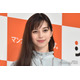 中条あやみ、ミニスカから美脚スラリ「腰の位置が高い」「どこにいても絵になる」の声