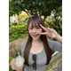 YouTuberになに、美ウエスト際立つノースリーブコーデ「理想」「スタイル抜群」と反響