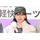 重盛さと美、ノースリでほっそり二の腕輝く 愛犬とのビーチショットに「可愛いが渋滞」「天使」と反響
