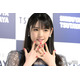 道重さゆみ、シャツワンピから色白美脚披露 2年前の旅行ショット公開で「妖精みたい」「スタイル抜群」の声