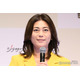 氷川きよし、美脚透ける奇抜衣装姿「圧巻のスタイル」「絵になる」と反響
